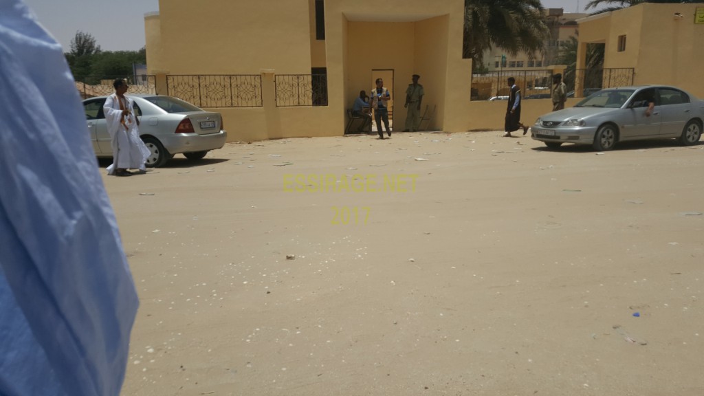 " من أمام ثانوية تفرغ زينه "