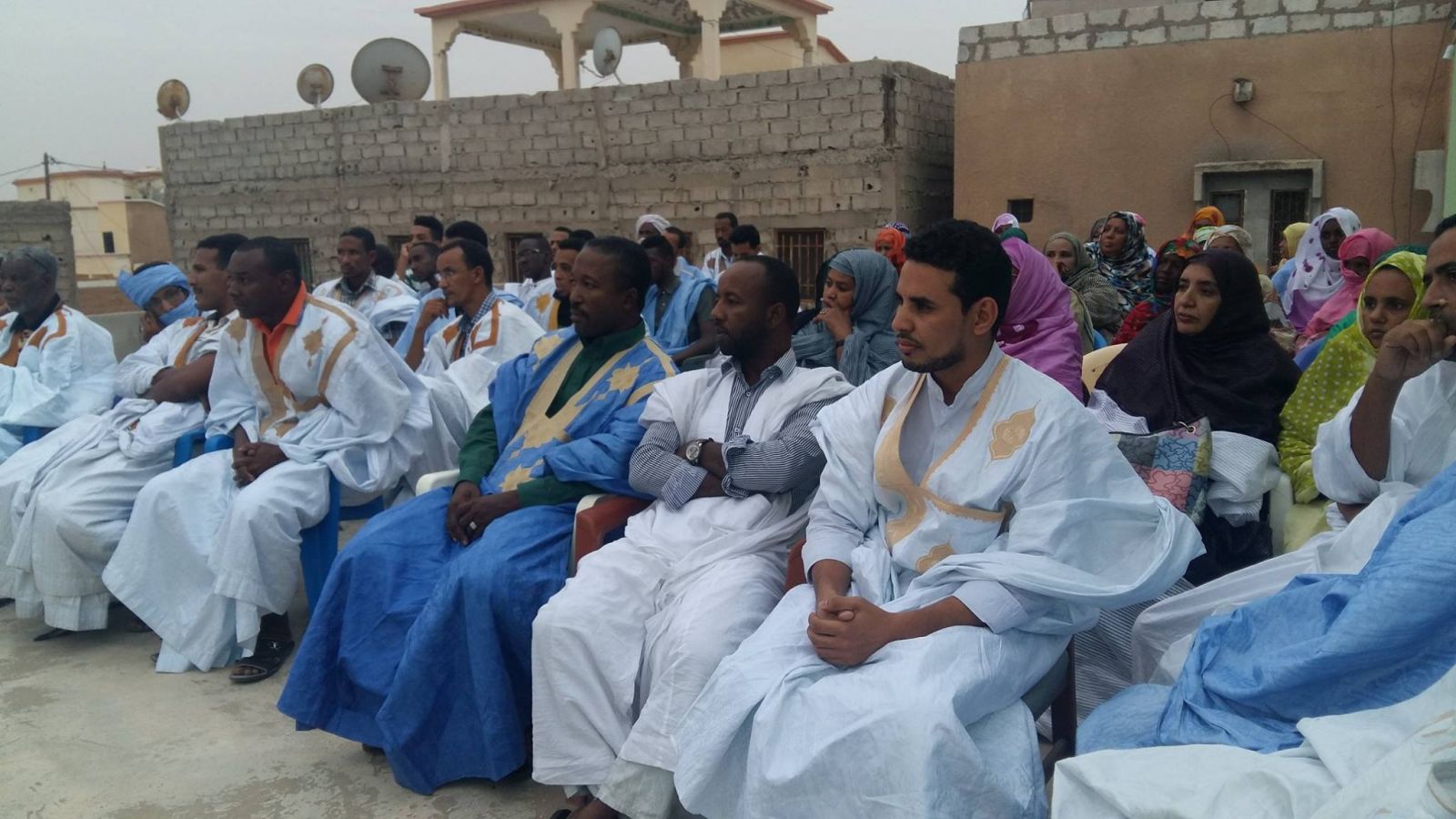 " جانب من الحضور "