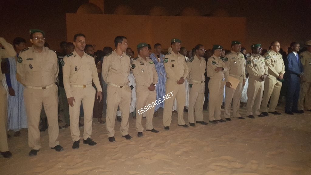 " بعض الدرك الذين حضروا الصلاة "