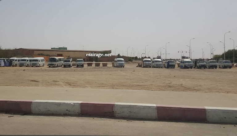 " باصات صغيرة لنقل فى ساحة ابن عباس "